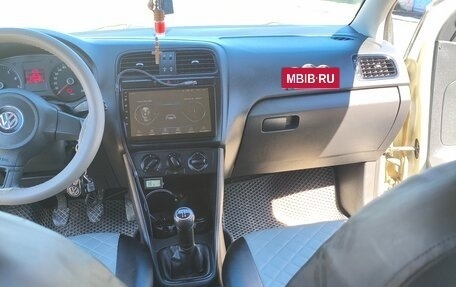 Volkswagen Polo VI (EU Market), 2012 год, 600 000 рублей, 6 фотография