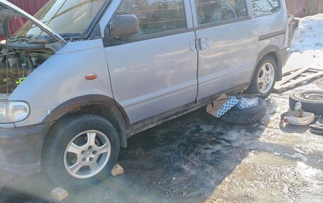 Nissan Serena I, 1993 год, 175 000 рублей, 1 фотография