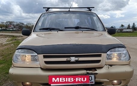 Chevrolet Niva I рестайлинг, 2005 год, 202 000 рублей, 2 фотография