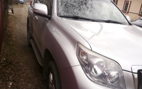 Toyota Land Cruiser Prado 150 рестайлинг 2, 2012 год, 2 880 000 рублей, 2 фотография