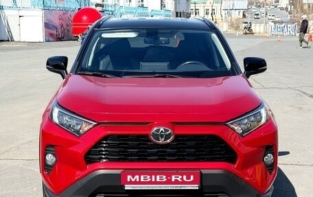 Toyota RAV4, 2021 год, 4 250 000 рублей, 3 фотография