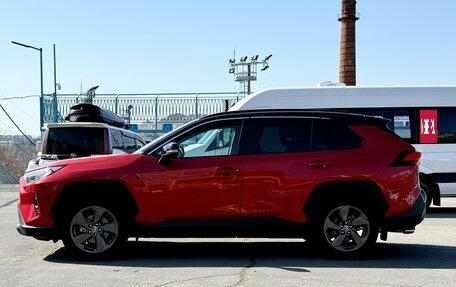 Toyota RAV4, 2021 год, 4 250 000 рублей, 9 фотография