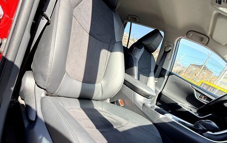 Toyota RAV4, 2021 год, 4 250 000 рублей, 24 фотография