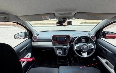 Toyota Passo III, 2017 год, 1 300 000 рублей, 7 фотография