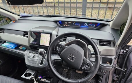 Honda Freed II, 2016 год, 1 350 000 рублей, 9 фотография