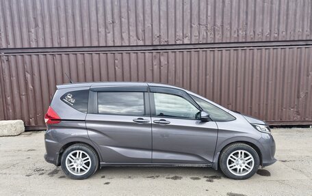 Honda Freed II, 2016 год, 1 350 000 рублей, 3 фотография