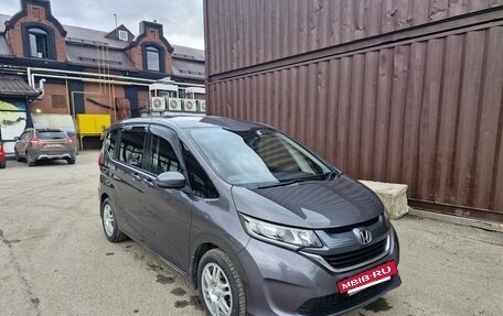 Honda Freed II, 2016 год, 1 350 000 рублей, 2 фотография
