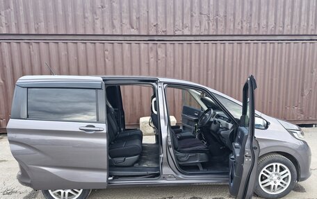 Honda Freed II, 2016 год, 1 350 000 рублей, 24 фотография