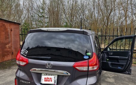 Honda Freed II, 2016 год, 1 350 000 рублей, 16 фотография