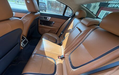 Jaguar XF I рестайлинг, 2014 год, 2 100 000 рублей, 10 фотография