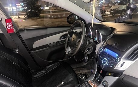 Chevrolet Cruze II, 2013 год, 600 000 рублей, 5 фотография