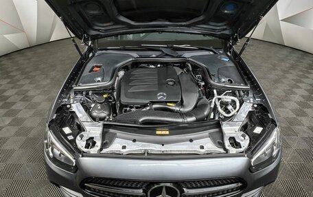 Mercedes-Benz E-Класс, 2022 год, 4 890 000 рублей, 11 фотография