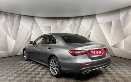 Mercedes-Benz E-Класс, 2022 год, 4 890 000 рублей, 4 фотография