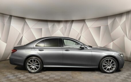 Mercedes-Benz E-Класс, 2022 год, 4 890 000 рублей, 6 фотография