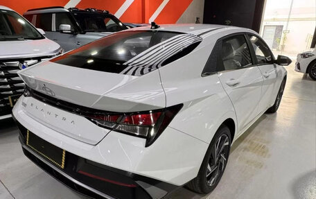 Hyundai Elantra, 2026 год, 2 100 000 рублей, 4 фотография