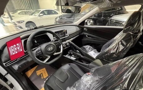 Hyundai Elantra, 2026 год, 2 100 000 рублей, 9 фотография