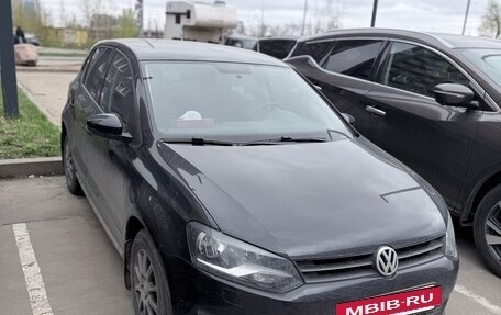 Volkswagen Polo VI (EU Market), 2011 год, 1 200 000 рублей, 2 фотография
