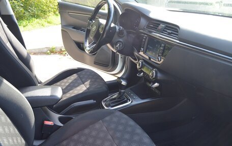 KIA Rio IV, 2017 год, 1 350 000 рублей, 10 фотография