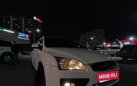 Ford Focus II рестайлинг, 2005 год, 475 000 рублей, 3 фотография