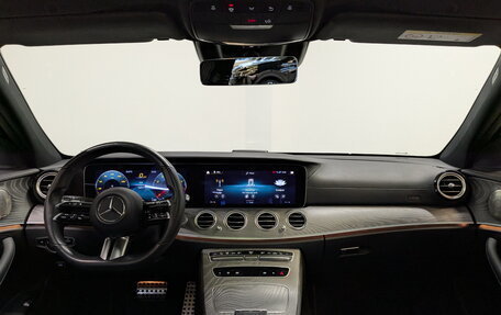 Mercedes-Benz E-Класс, 2022 год, 5 950 000 рублей, 14 фотография