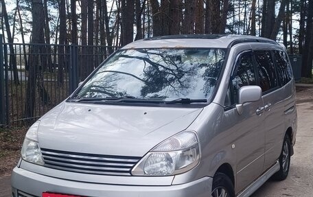 Nissan Serena II, 2002 год, 440 000 рублей, 1 фотография