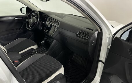 Volkswagen Tiguan II, 2020 год, 2 200 000 рублей, 14 фотография