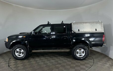 Nissan NP300, 2010 год, 1 000 000 рублей, 5 фотография
