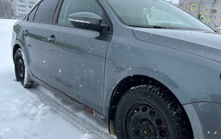 Volkswagen Jetta VI, 2013 год, 650 000 рублей, 7 фотография