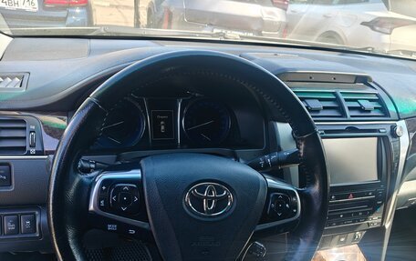 Toyota Camry, 2017 год, 2 050 000 рублей, 4 фотография