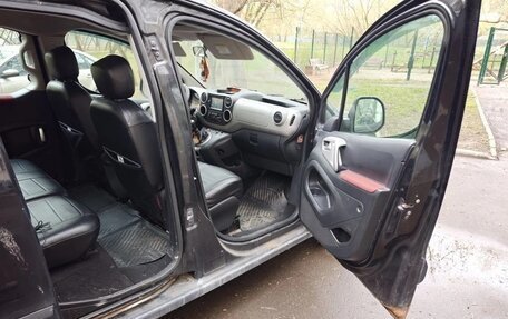 Citroen Berlingo II рестайлинг, 2011 год, 500 000 рублей, 24 фотография