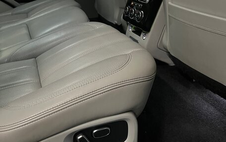 Land Rover Range Rover IV рестайлинг, 2013 год, 4 000 000 рублей, 6 фотография