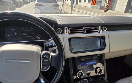 Land Rover Range Rover IV рестайлинг, 2013 год, 4 000 000 рублей, 21 фотография