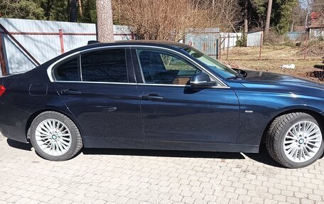 BMW 3 серия, 2013 год, 1 600 000 рублей, 4 фотография