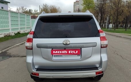 Toyota Land Cruiser Prado 150 рестайлинг 2, 2015 год, 3 450 000 рублей, 6 фотография