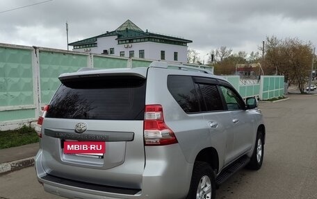 Toyota Land Cruiser Prado 150 рестайлинг 2, 2015 год, 3 450 000 рублей, 5 фотография