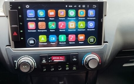 Toyota Land Cruiser Prado 150 рестайлинг 2, 2015 год, 3 450 000 рублей, 10 фотография