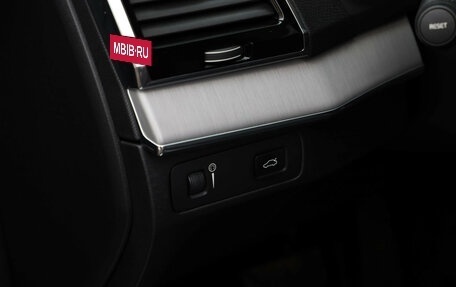 Volvo XC90 II рестайлинг, 2019 год, 4 919 000 рублей, 20 фотография