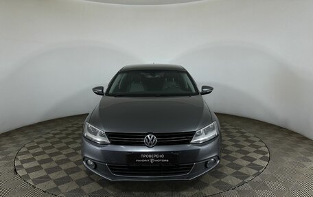 Volkswagen Jetta VI, 2012 год, 900 000 рублей, 2 фотография