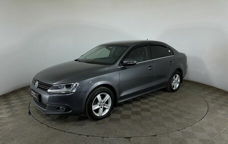 Volkswagen Jetta VI, 2012 год, 900 000 рублей, 1 фотография