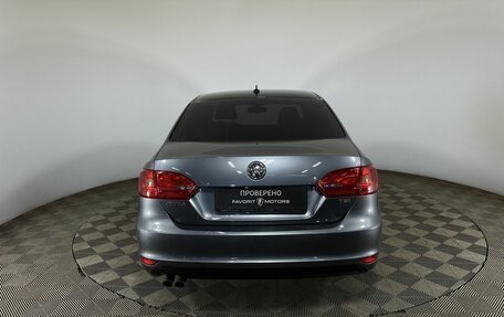 Volkswagen Jetta VI, 2012 год, 900 000 рублей, 3 фотография