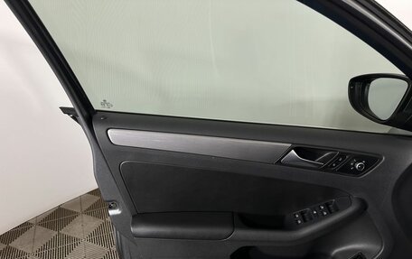 Volkswagen Jetta VI, 2012 год, 900 000 рублей, 8 фотография