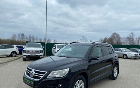 Volkswagen Tiguan I, 2010 год, 1 000 000 рублей, 1 фотография