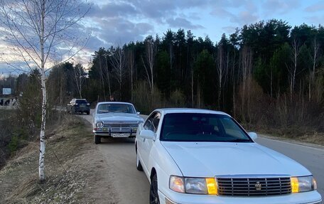 Toyota Crown, 1994 год, 450 000 рублей, 2 фотография