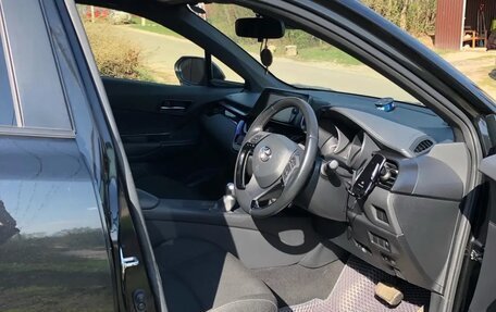 Toyota C-HR I рестайлинг, 2018 год, 1 950 000 рублей, 8 фотография