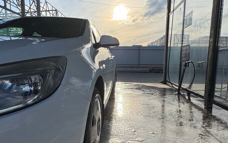 Opel Astra J, 2011 год, 670 000 рублей, 3 фотография