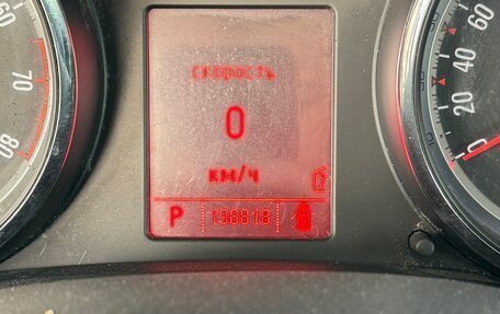 Opel Astra J, 2011 год, 670 000 рублей, 11 фотография