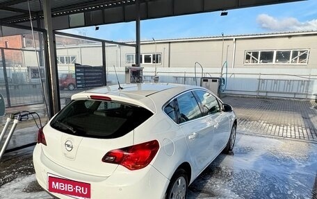 Opel Astra J, 2011 год, 670 000 рублей, 6 фотография