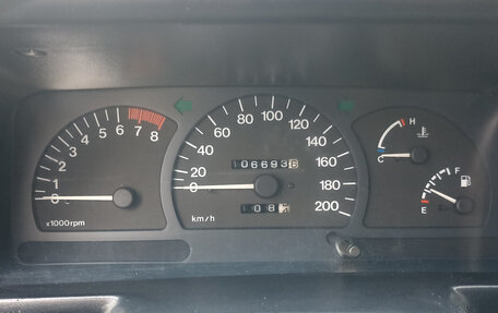 Daewoo Nexia I рестайлинг, 1999 год, 100 000 рублей, 10 фотография