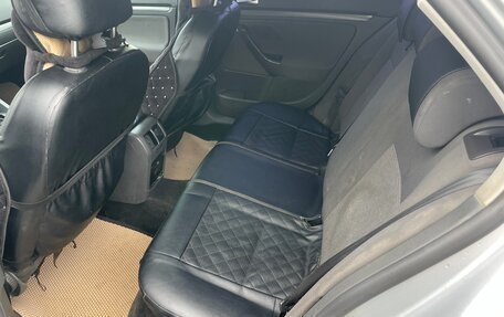 Volkswagen Jetta VI, 2009 год, 430 000 рублей, 8 фотография