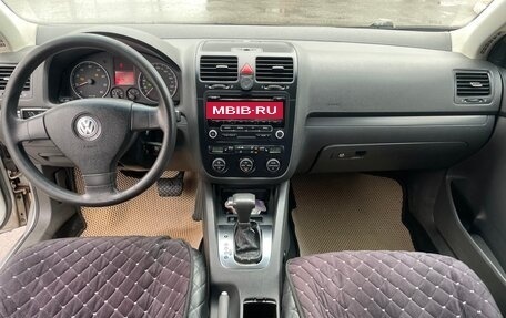 Volkswagen Jetta VI, 2009 год, 430 000 рублей, 9 фотография